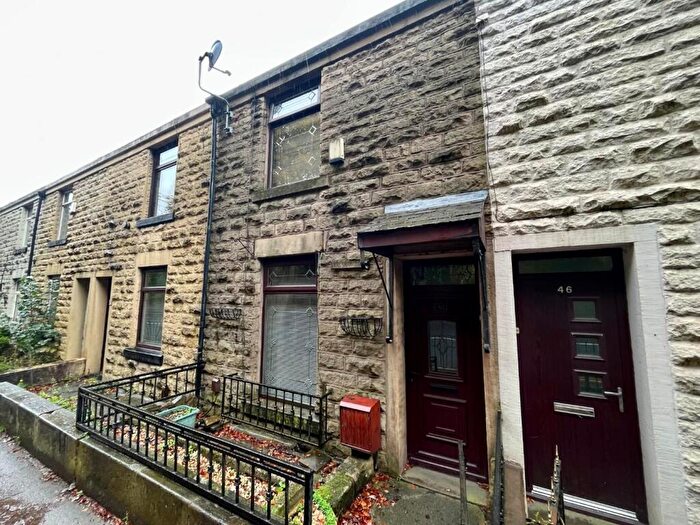 2 Bedroom Terraced House To Rent In Bradshaw Brow, Bolton, BL2