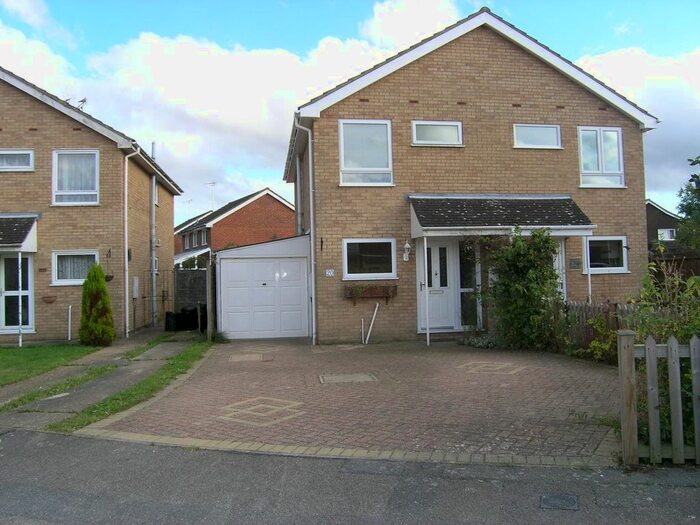 2 Bedroom Semi-Detached House To Rent In Penn Hill, Ashford, TN23