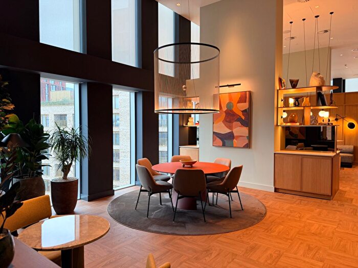 2 Bedroom Flat To Rent In Port Street, Manchester, M1