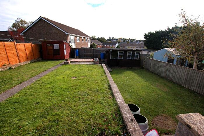 2 Bedroom Bungalow For Sale In Southlands Avenue, Corfe Mullen, BH21