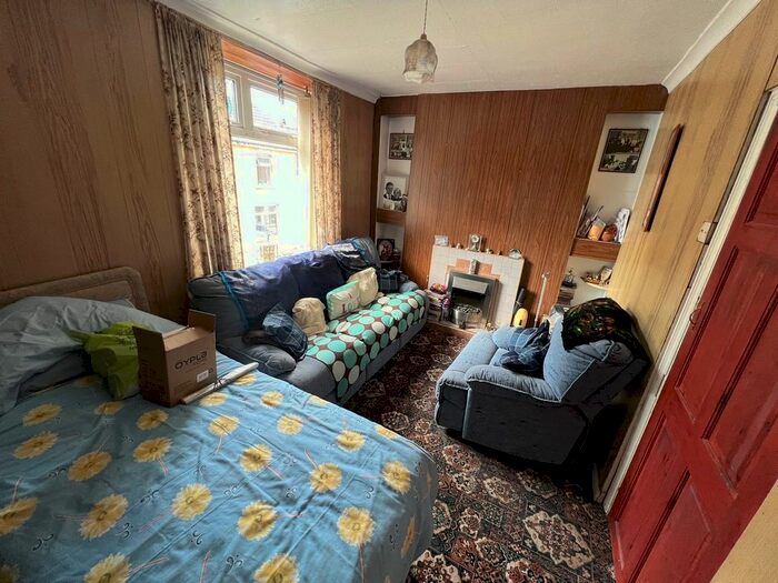 3 Bedroom End Of Terrace House For Sale In Edwards Street Tonypandy