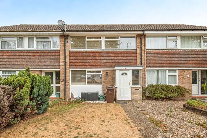 3 Bedroom Terraced House For Sale In Arden Close, St Johns, Colchester, CO4