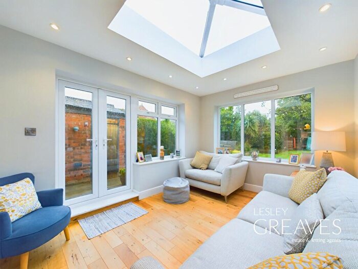 3 Bedroom Detached House For Sale In Waverley Avenue, Gedling, Nottingham, NG4