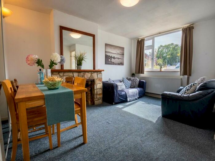 5 Bedroom House To Rent In Tenterden Drive, Canterbury, Kent, CT2