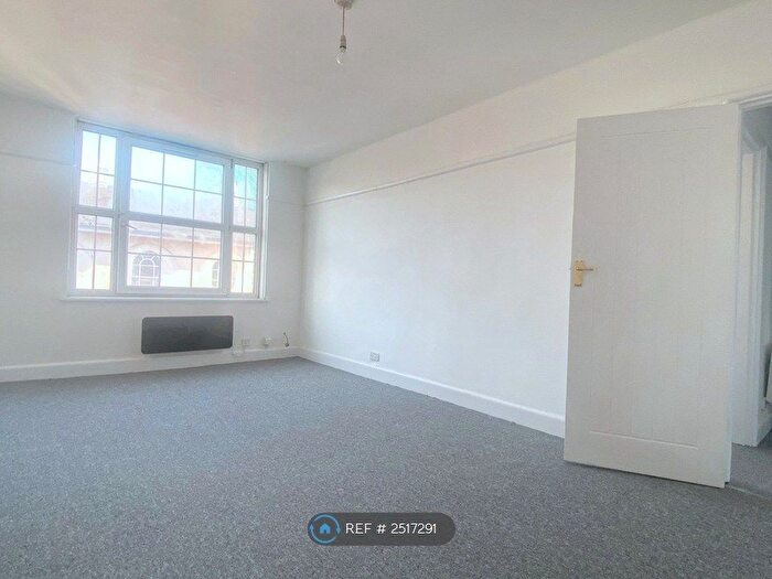2 Bedroom Flat To Rent In Union Street, Luton, LU1
