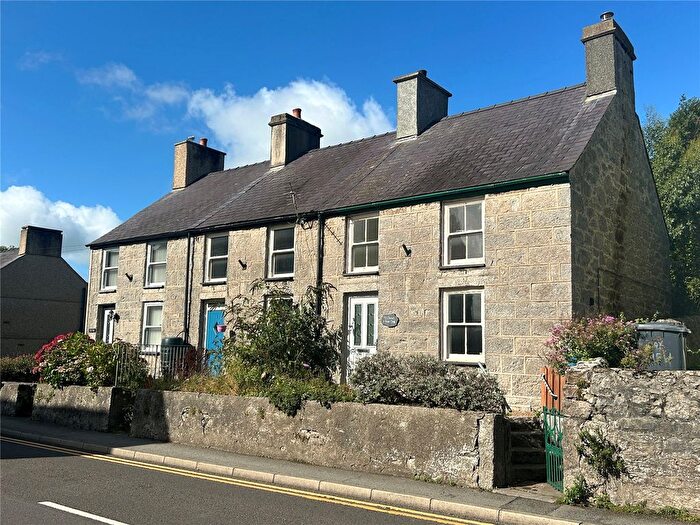 3 Bedroom End Terrace House For Sale In Frondeg, Benllech, Isle Of Anglesey, LL74
