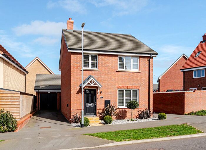 4 Bedroom Detached House For Sale In Ramsay Drive, Leighton Buzzard, LU7