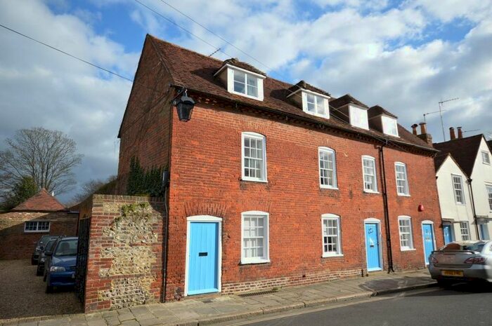 4 Bedroom End Of Terrace House To Rent In St. Martins Square, Chichester, West Sussex, PO19
