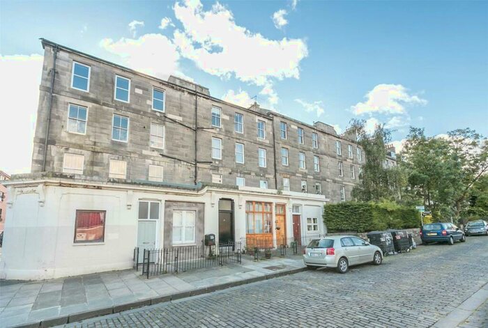 2 Bedroom Flat To Rent In Portland Street, Edinburgh, EH6