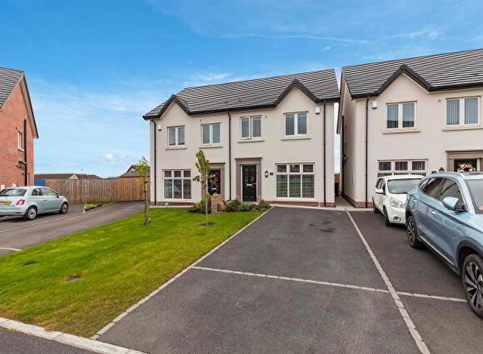 3 Bedroom Semi-Detached House For Sale In Oak Meadow Mews, Newtownards, BT23