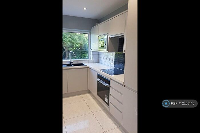 4 Bedroom Detached House To Rent In Carver Hill Road, High Wycombe, HP11