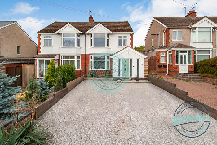 3 Bedroom Semi-Detached House For Sale In Browns Lane, Allesley, Coventry, CV5