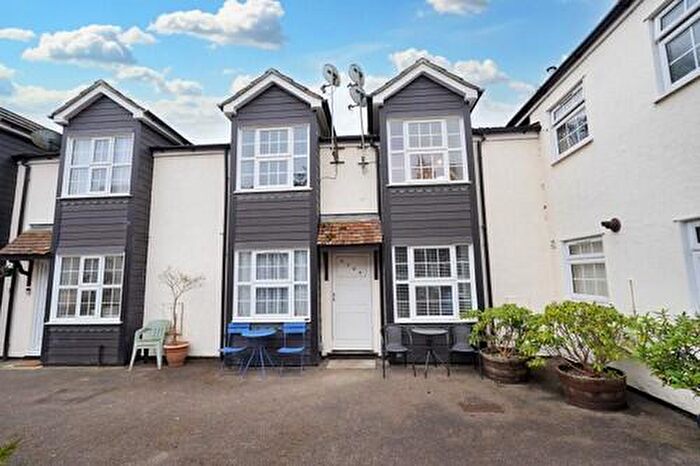 1 Bedroom Flat To Rent In The Mews High Lane Stansted, CM24