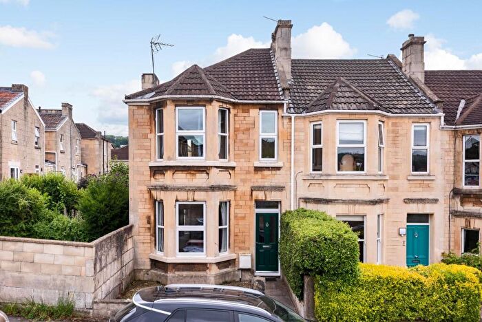 6 Bedroom End Of Terrace House To Rent In Winchester Road, Bath, BA2