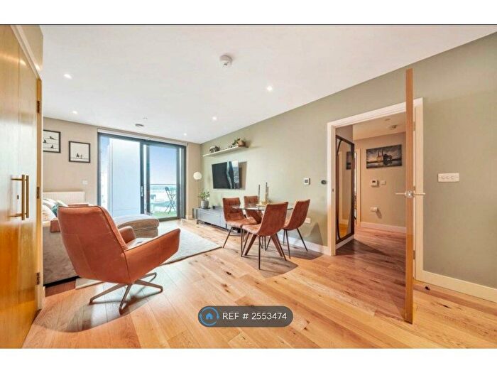 2 Bedroom Flat To Rent In Brick Kiln One, London, SE13