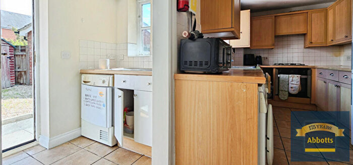 1 Bedroom House To Rent In Hatcher Crescent, CO2
