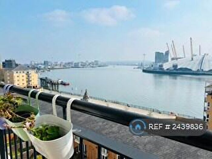 2 Bedroom Flat To Rent In Bartholomew Court, London, E14