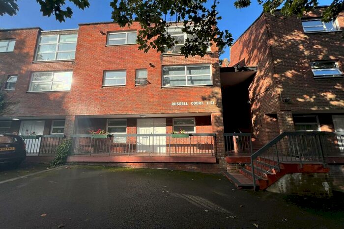 2 Bedroom Flat To Rent In Russell Court, Oxford, OX2