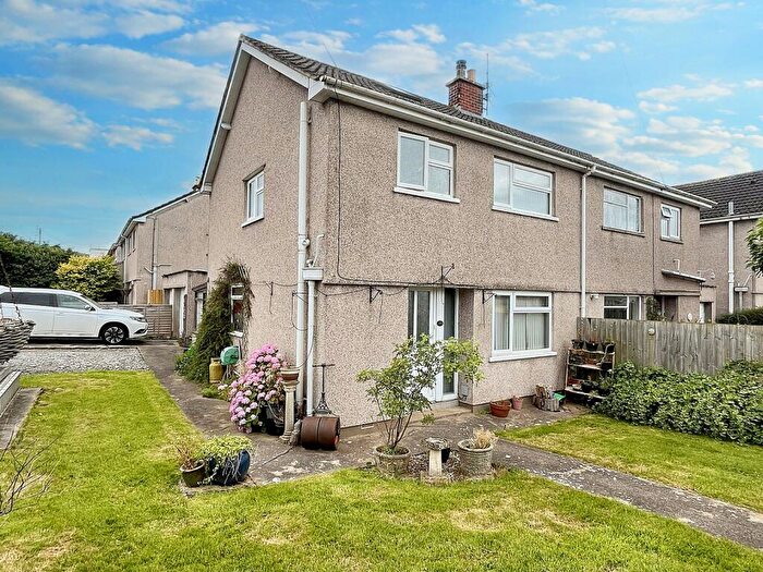 3 Bedroom Semi-Detached House For Sale In South Meadows, Wrington, Bristol., BS40