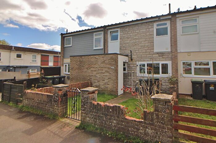 3 Bedroom Terraced House For Sale In Curlew Gardens, Cowplain, PO8