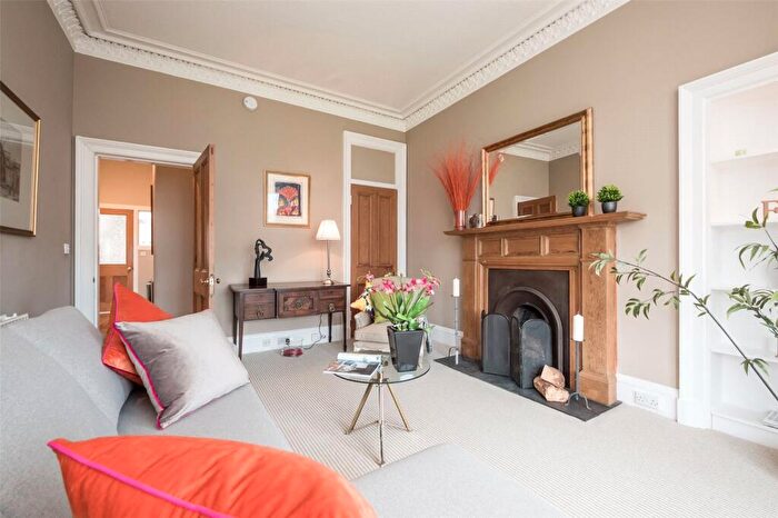2 Bedroom Flat To Rent In (Fl) Comely Bank Terrace, Edinburgh, EH4