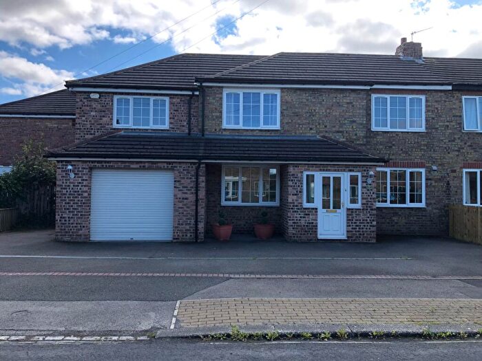 6 Bedroom Semi-Detached House To Rent In Kepier Crescent, Gilesgate, Durham, DH1