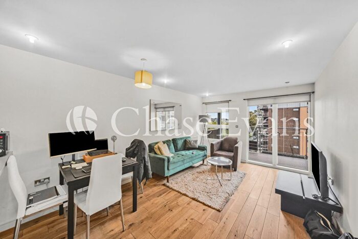 1 Bedroom Flat For Sale In Restell Close, Greenwich, London, SE3