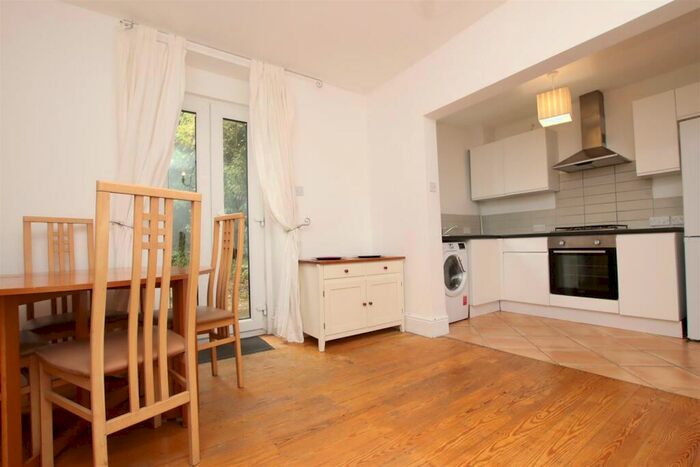 3 Bedroom House To Rent In All Saints Place, Bath, BA2