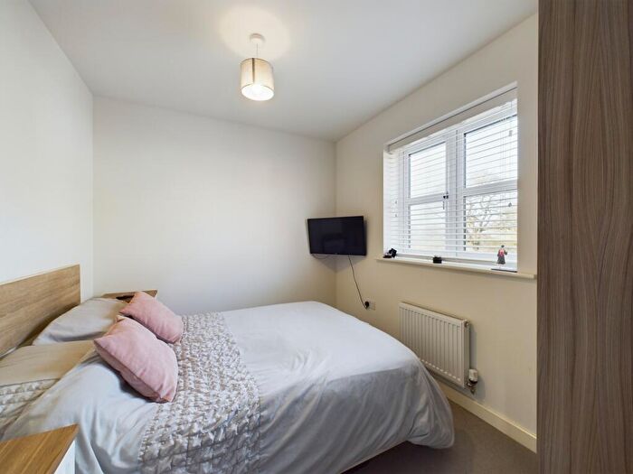 3 Bedroom Detached House For Sale In Dunn Lane, Mickleover, DE3