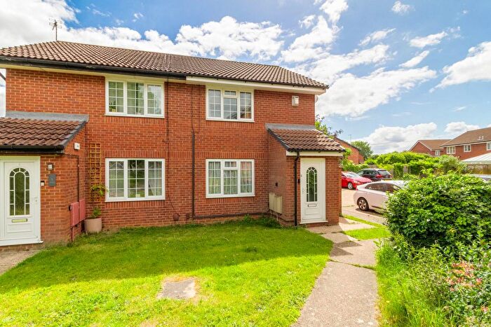 2 Bedroom Semi-Detached House For Sale In Elthorne Way, Newport Pagnell, MK16