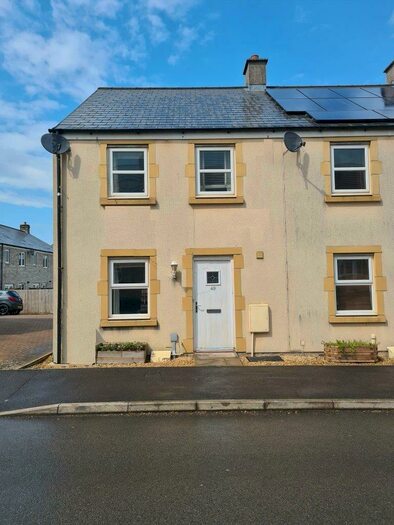 3 Bedroom House To Rent In Purnell Way, Paulton, Bristol, BS39