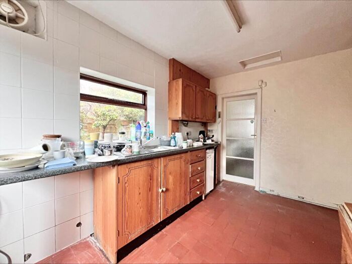 3 Bedroom End Of Terrace House For Sale In Higher Ainsworth Road, Radcliffe, Manchester, Greater Manchester, M26