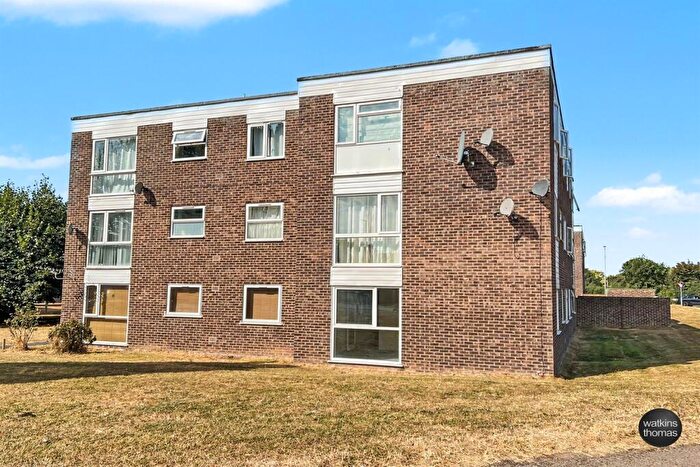 1 Bedroom Apartment For Sale In Crest Court, Hereford, HR4