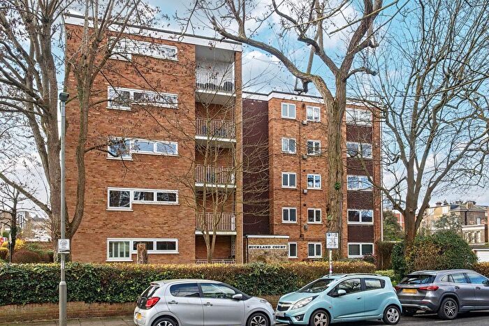 2 Bedroom Flat For Sale In St Johns Avenue, Putney, London, SW15