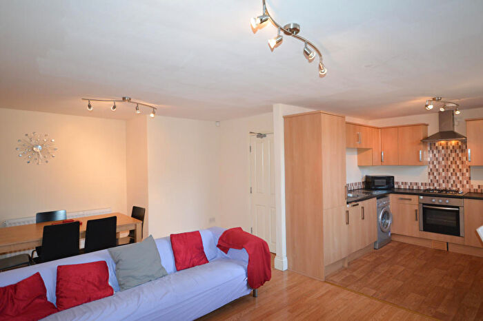 5 Bedroom Maisonette To Rent In £.pppw - Cavendish Road, Jesmond, NE2