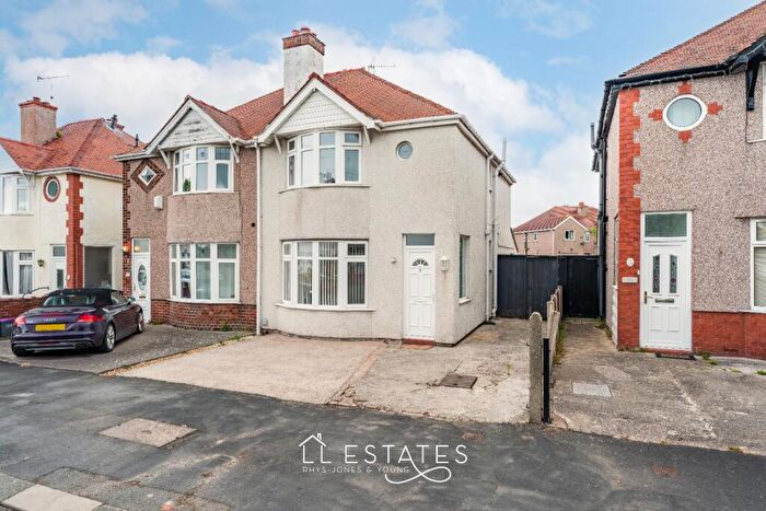 3 Bedroom Semi-Detached House For Sale In St. Margarets Drive, Rhyl, LL18