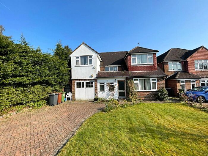 4 Bedroom Detached House For Sale In Newberries Avenue, Radlett, Hertfordshire, WD7