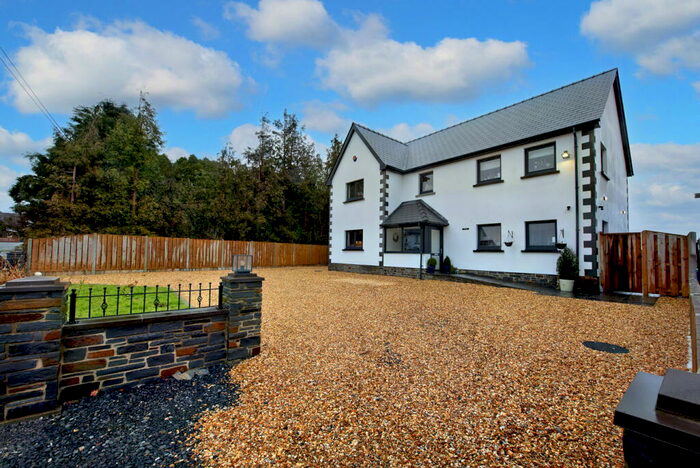 5 Bedroom Detached House For Sale In Llyn Y Fran Road, Llandysul, Ceredigion, SA44