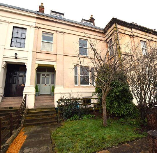 7 Bedroom Terraced House For Sale In Bristol Road, Gloucester, Gloucestershire, GL1
