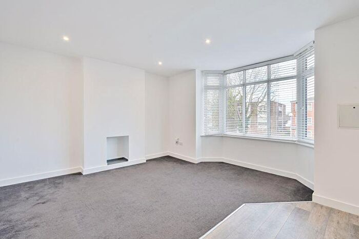 1 Bedroom Flat To Rent In Stafford Road, Wallington, SM6