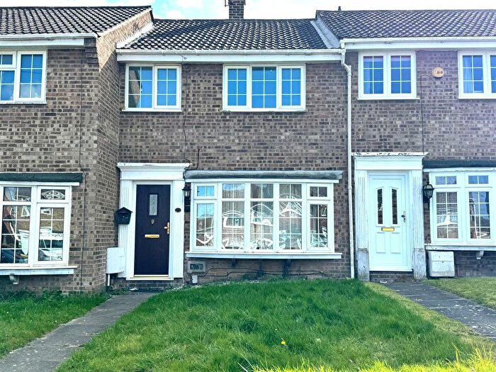 3 Bedroom Terraced House To Rent In Chester Close, Rochester, ME2