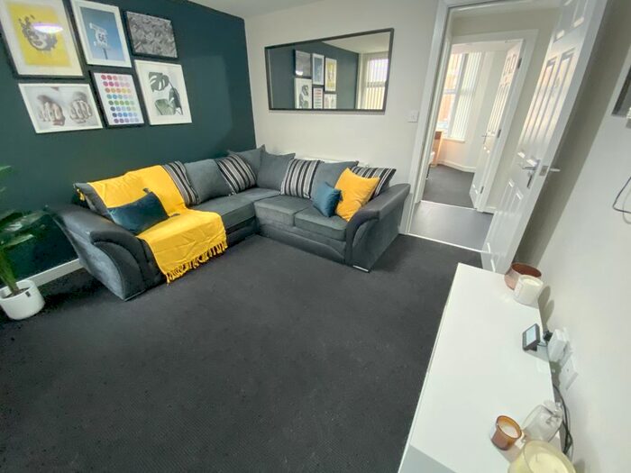 5 Bedroom Terraced House To Rent In Adelaide Road, Kensington, Liverpool, L7