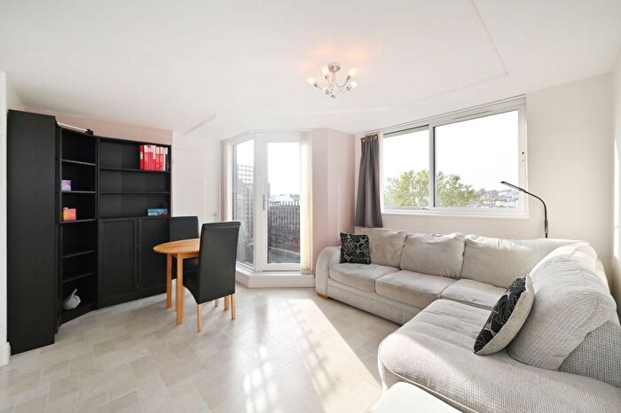 1 Bedroom Flat For Sale In Talbot Road, Anglebury, W2