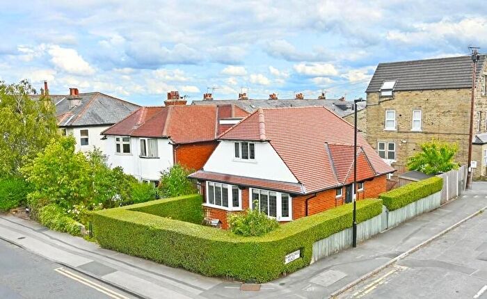 2 Bedroom Detached House For Sale In Otley Road, Harrogate, HG2