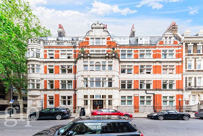 1 Bedroom Flat To Rent In Bedford Court Mansions, Bloomsbury, WC1B