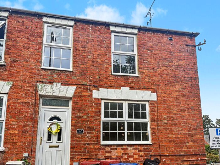 3 Bedroom End Of Terrace House To Rent In Broughton Road, Banbury, OX16
