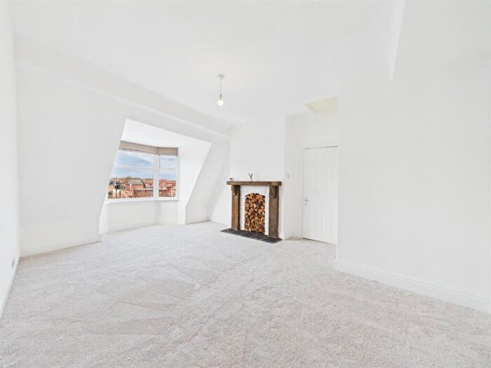 2 Bedroom Apartment For Sale In Percy Street, Tynemouth, NE30