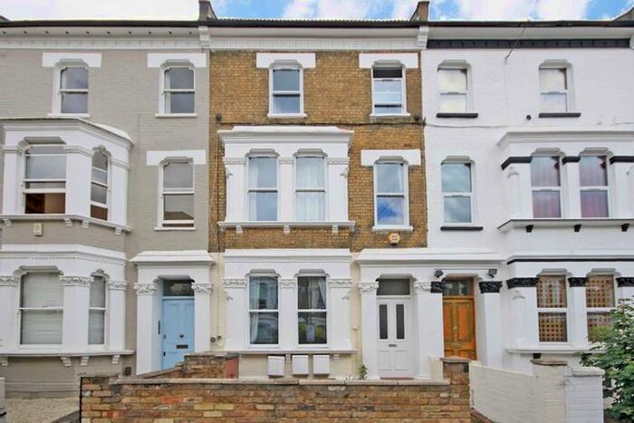 5 Bedroom Flat To Rent In Frithville Gardens, London, W12