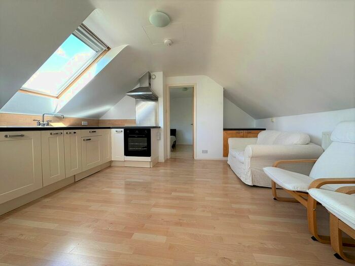 1 Bedroom Flat To Rent In Childrey, Wantage, Oxfordshire, OX12