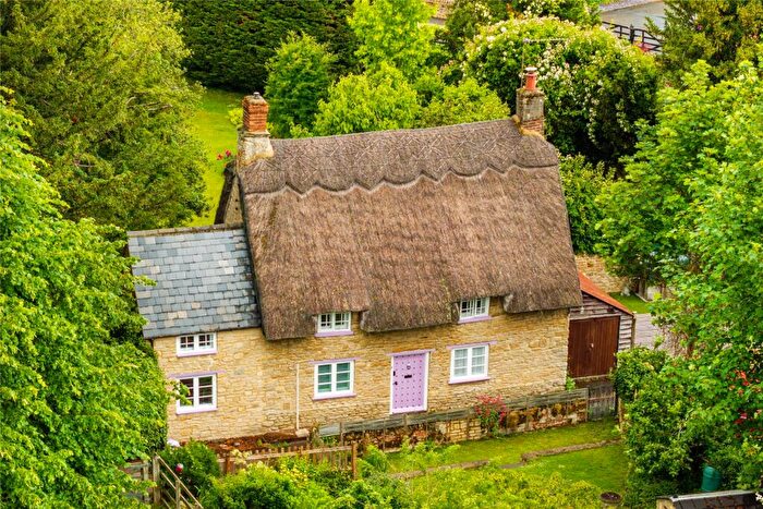 2 Bedroom Detached House For Sale In Dag Lane, Stoke Goldington, Buckinghamshire, MK16
